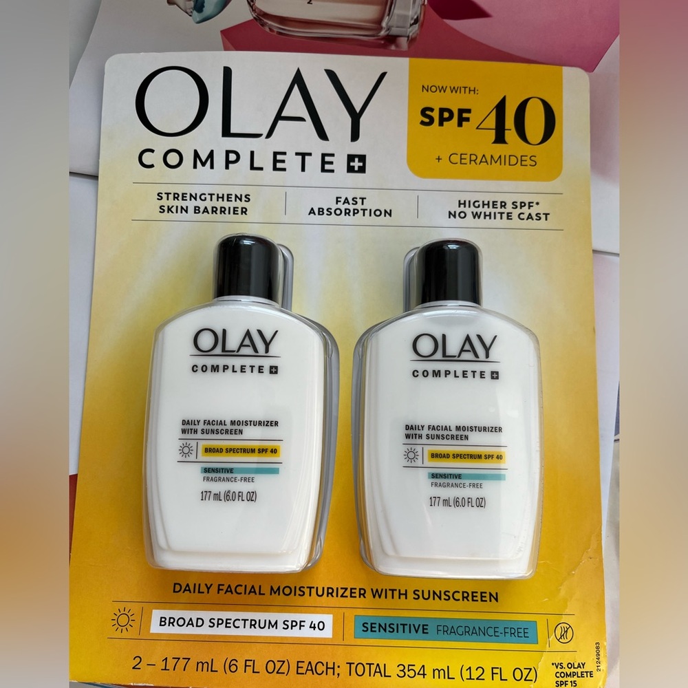 NWT Olay Complete Daily Facial Moisturizer 2 pack with SPF 40+ceramides 2027 exp